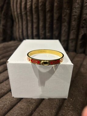 ❤️ C BRACELET ❤️